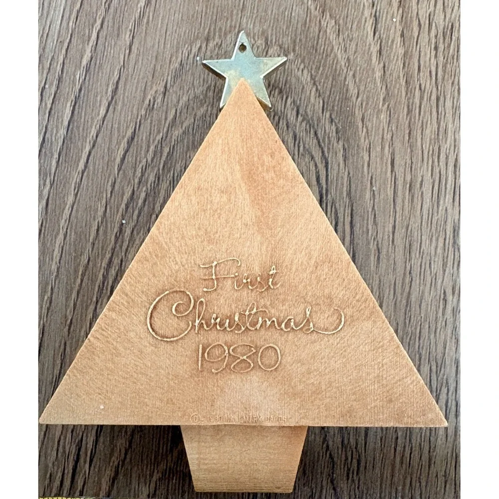 Hallmark 1980 Babys First Christmas Tree Shadow Box Vintage Ornament